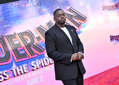 Daniel Kaluuya on Gwen and Hobie’s Relationship in Spider